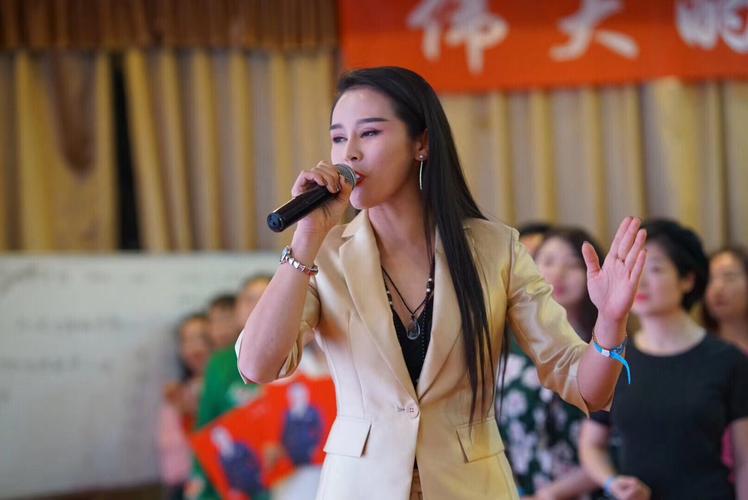 爆笑初中9科全套(1) - 夸克网盘 资源封面图