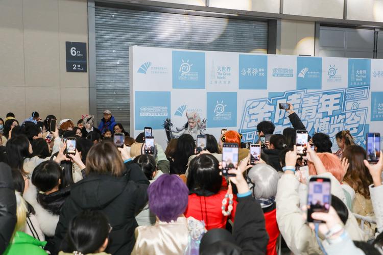 最新老A8美女起号教学，适用于多平台起号涨粉 - 夸克网盘 资源封面图