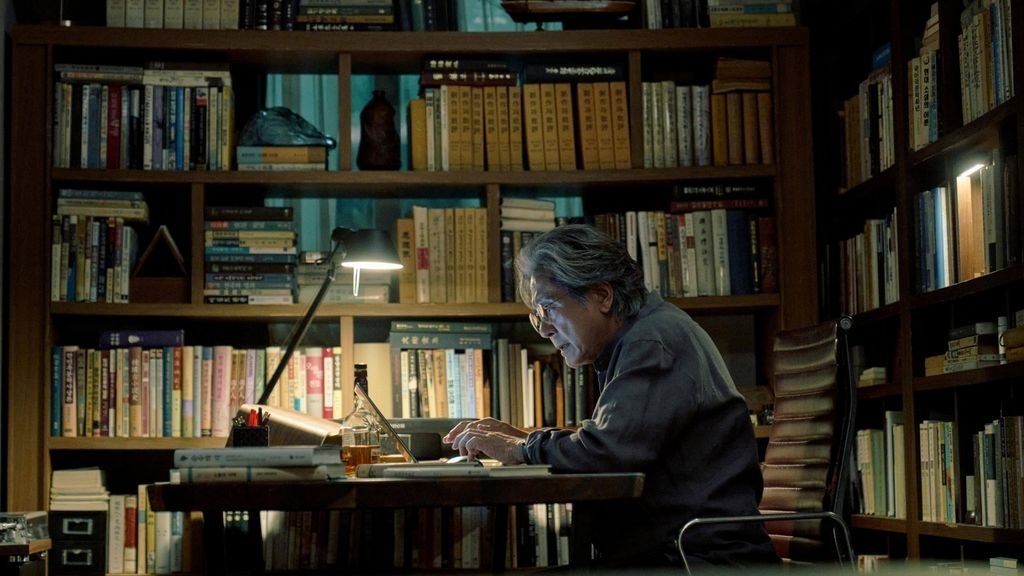 最后一排的男生/末行手记 (2026) 1080p WEB-DL 中文字幕 H264 DDP 5.1 Atmos - 迅雷云盘 资源封面图